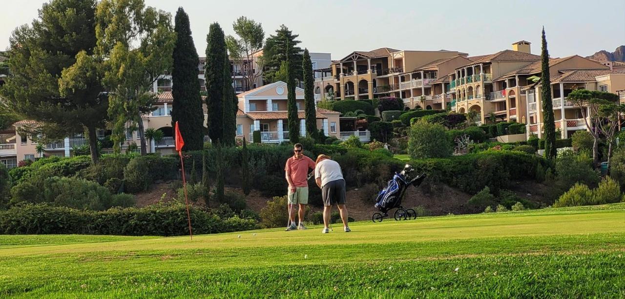 Agay Cap Esterel, Le Village Belvedere T2 Climatise Rez-De-Jardin, Vue Mer, Piscine Et Parking Inclus Saint-Raphaël Zewnętrze zdjęcie